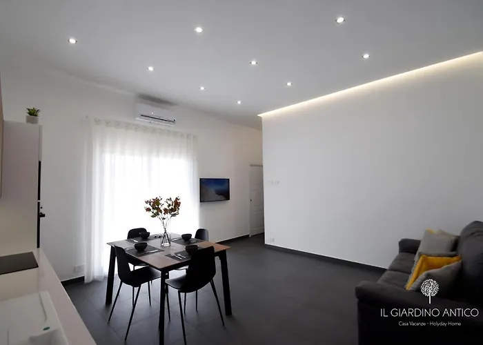 Il Giardino Antico 度假居 *